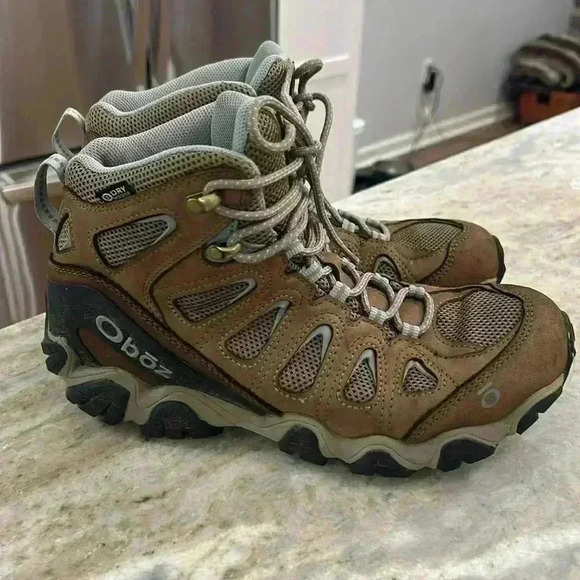 oboz Shoes - Women’s Oboz hiking trail boots size 9.5 Brown/Blue lace up
